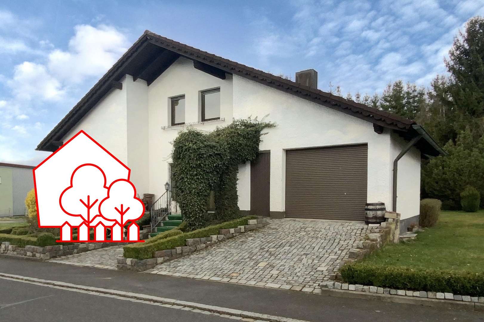Außenansicht Außenansicht - Einfamilienhaus in 95692 Konnersreuth mit 210m² kaufen