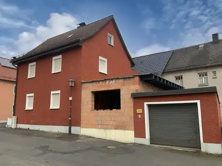 Einfamilienhaus in Konnersreuth zum Aufbauen