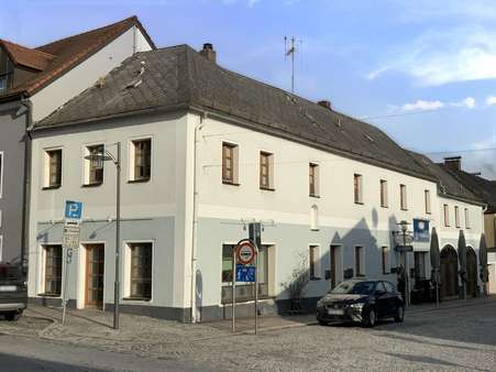 Außenansicht - Mehrfamilienhaus in 95652 Waldsassen mit 209m² kaufen