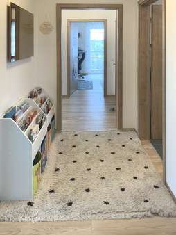 Flur - Etagenwohnung in 92637 Weiden mit 95m² kaufen