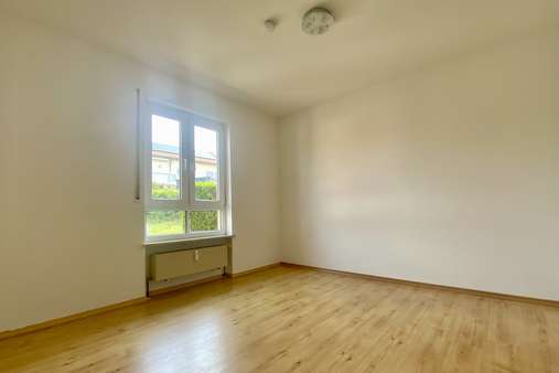 Schlafzimmer Schlafzimmer - Erdgeschosswohnung in 95508 Kulmain mit 76m² kaufen