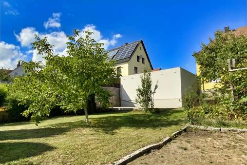 Garten Garten - Doppelhaushälfte in 95692 Konnersreuth mit 100m² kaufen