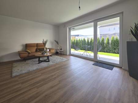 Wohnbereich Wohnbereich - Erdgeschosswohnung in 92637 Weiden mit 80m² kaufen