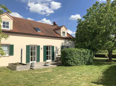 Außenansicht Außenansicht - Zweifamilienhaus in 93189 Reichenbach mit 175m² kaufen