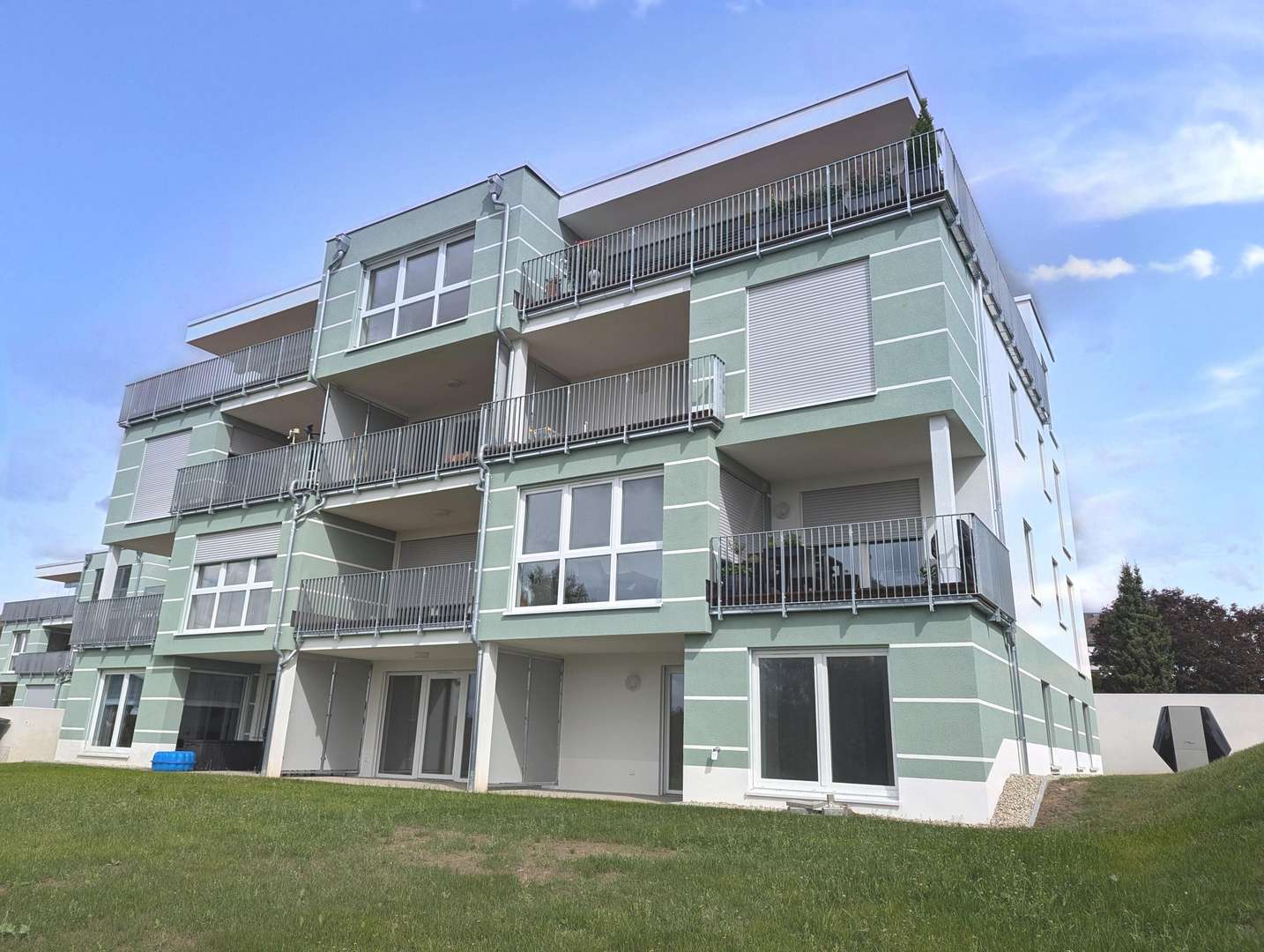 Außenansicht - Etagenwohnung in 95652 Waldsassen mit 94m² kaufen