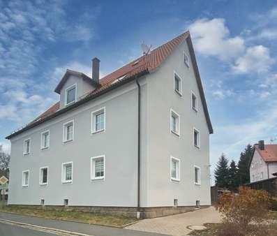 Objektansicht - Mehrfamilienhaus in 95666 Mitterteich mit 300m² als Kapitalanlage kaufen