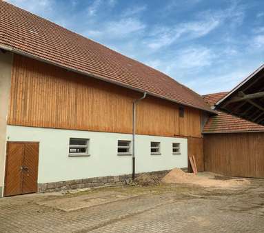 Bereits neu verblendeter Schuppen - Landwirtschaftlicher Betrieb in 92715 Püchersreuth mit 140m² kaufen