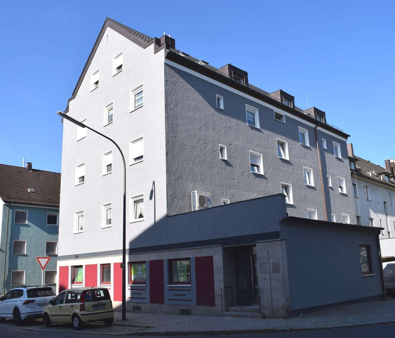 Außenansicht - Dachgeschosswohnung in 92637 Weiden mit 52m² kaufen