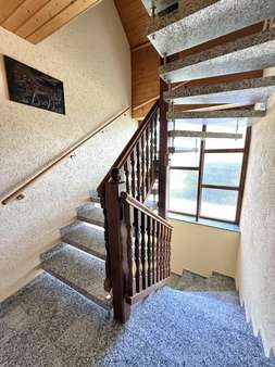 Treppenhaus - Zweifamilienhaus in 92696 Flossenbürg mit 187m² kaufen