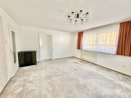 EG: Wohnzimmer - Einfamilienhaus in 92665 Altenstadt mit 214m² kaufen