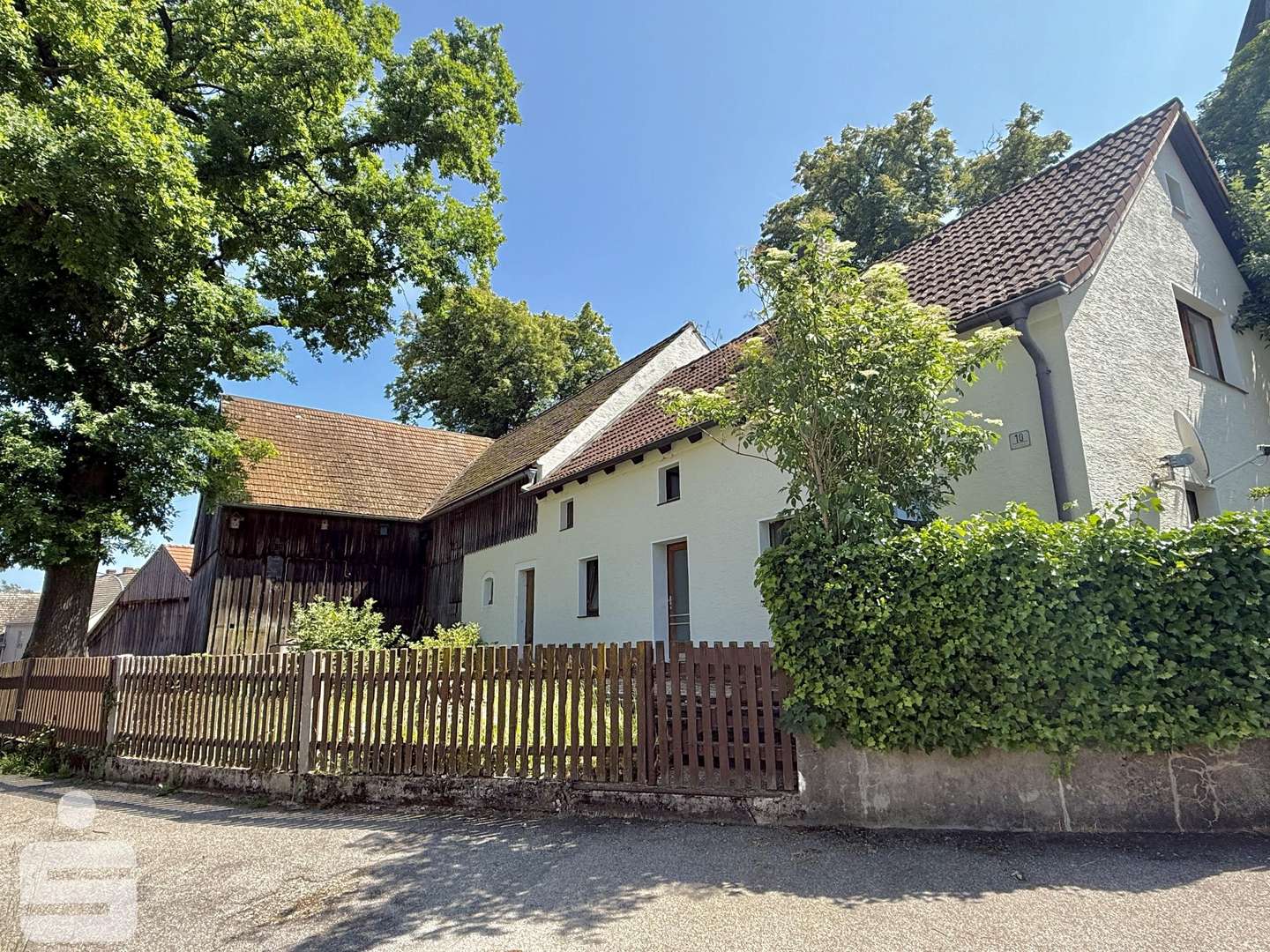 Außenansicht - Einfamilienhaus in 92648 Vohenstrauß mit 75m² kaufen