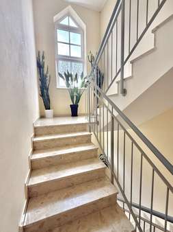Treppenhaus Treppenhaus - Dachgeschosswohnung in 92660 Neustadt mit 80m² kaufen