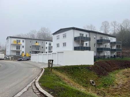 Neue Wohnanlage - zweiter Bauabschnitt - Erdgeschosswohnung in 92676 Eschenbach mit 89m² kaufen