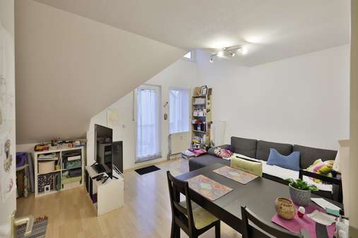 Wohn-Essbereich Wohn-Essbereich - Etagenwohnung in 90475 Nürnberg mit 63m² kaufen