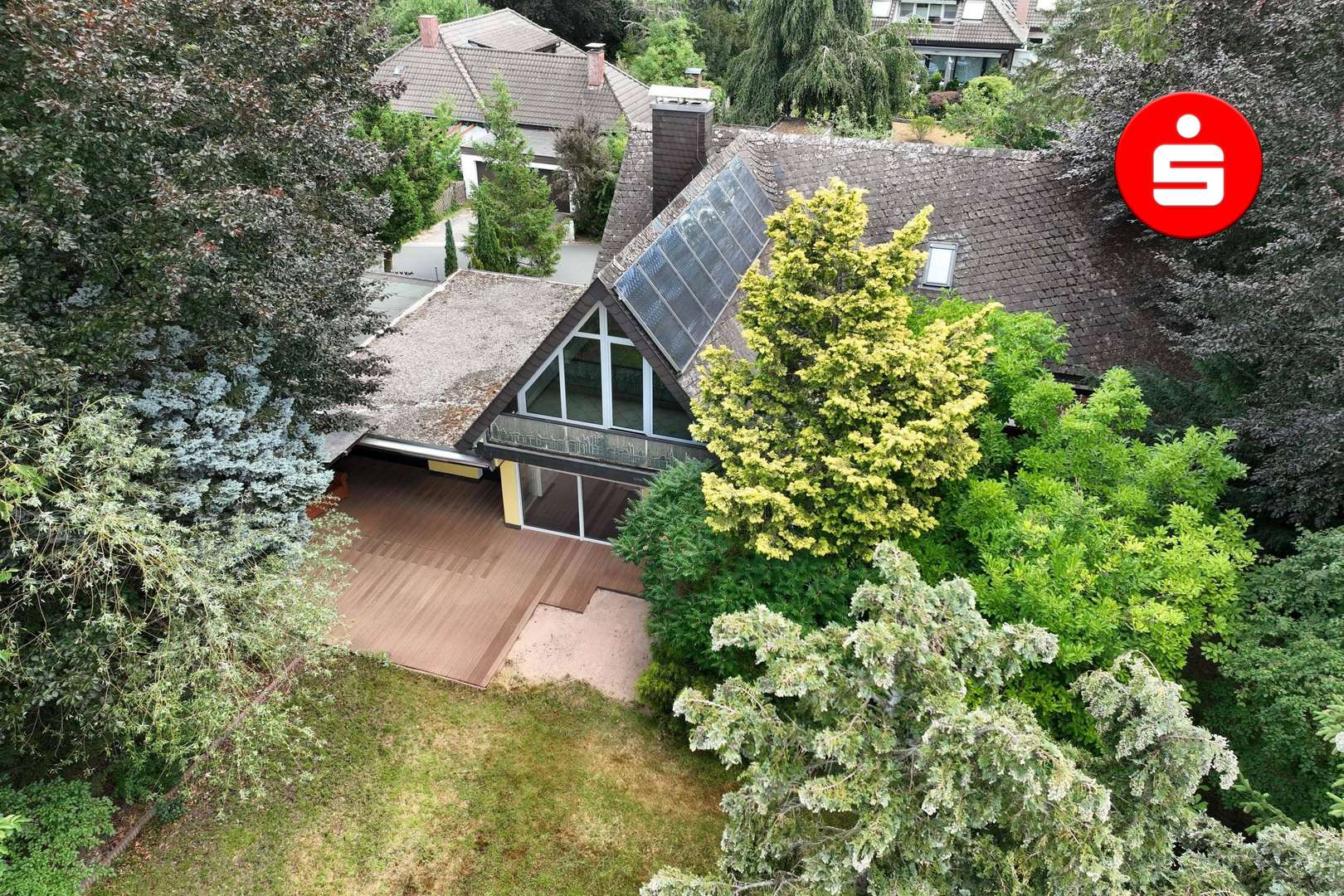 Außenansicht Außenansicht - Einfamilienhaus in 90455 Nürnberg mit 200m² kaufen
