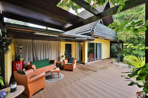 Terasse  - Einfamilienhaus in 90455 Nürnberg mit 200m² kaufen