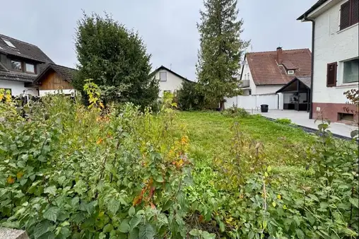 Kleines, sonniges, kompaktes Grundstück in Nürnberg Fischbach