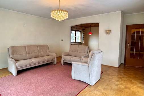Wohnzimmer  - Einfamilienhaus in 91242 Ottensoos mit 191m² kaufen