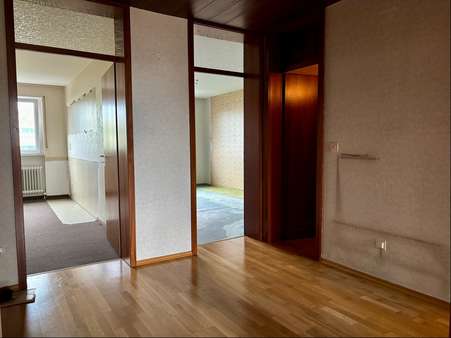 Flur - Etagenwohnung in 90425 Nürnberg mit 83m² kaufen