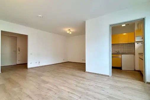 Seniorenwohnung mit Komfort & Stellplatz