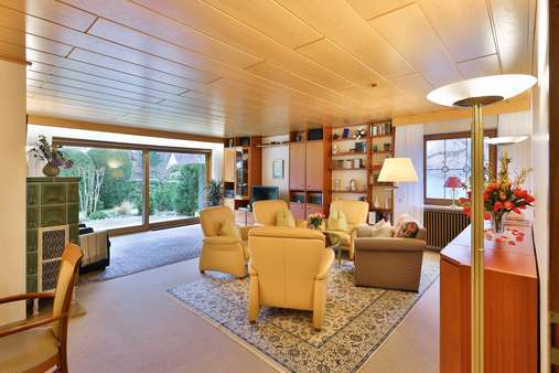 Wohnen EG - Einfamilienhaus in 90475 Nürnberg mit 250m² kaufen