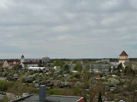 Ausblick vom Schlafzimmer - Etagenwohnung in 90491 Nürnberg mit 61m² kaufen