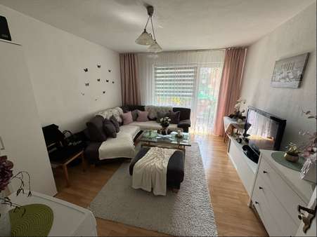 Wohn-Schlafzimmer - Etagenwohnung in 90443 Nürnberg mit 23m² kaufen
