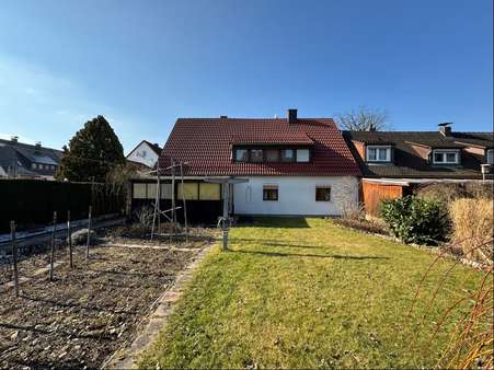 Rückansicht Rückansicht - Doppelhaushälfte in 90441 Nürnberg mit 135m² kaufen