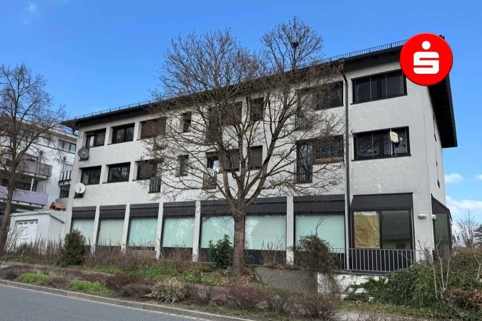 Hausansicht - Straßenseite - Etagenwohnung in 90592 Schwarzenbruck mit 88m² kaufen