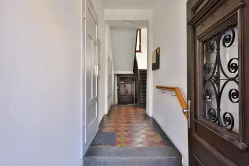 Immobilienfüchse aufgepasst! MFH mit Entwicklungspotential in beliebter Lage!