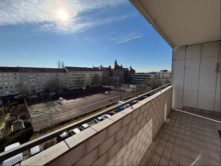 Blick vom Balkon - Etagenwohnung in 90419 Nürnberg mit 72m² kaufen