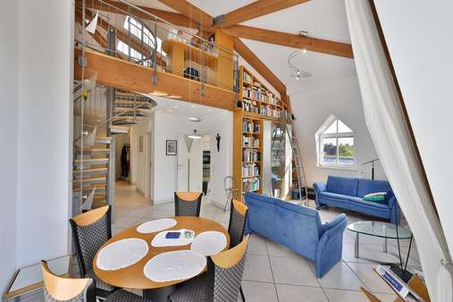 Wohn-Essbereich - Maisonette-Wohnung in 90408 Nürnberg mit 83m² kaufen