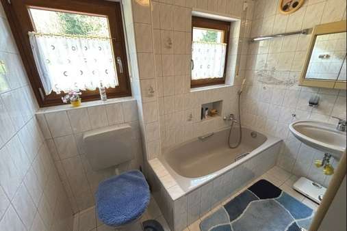 Bad 1 - Etagenwohnung in 91247 Vorra mit 126m² kaufen