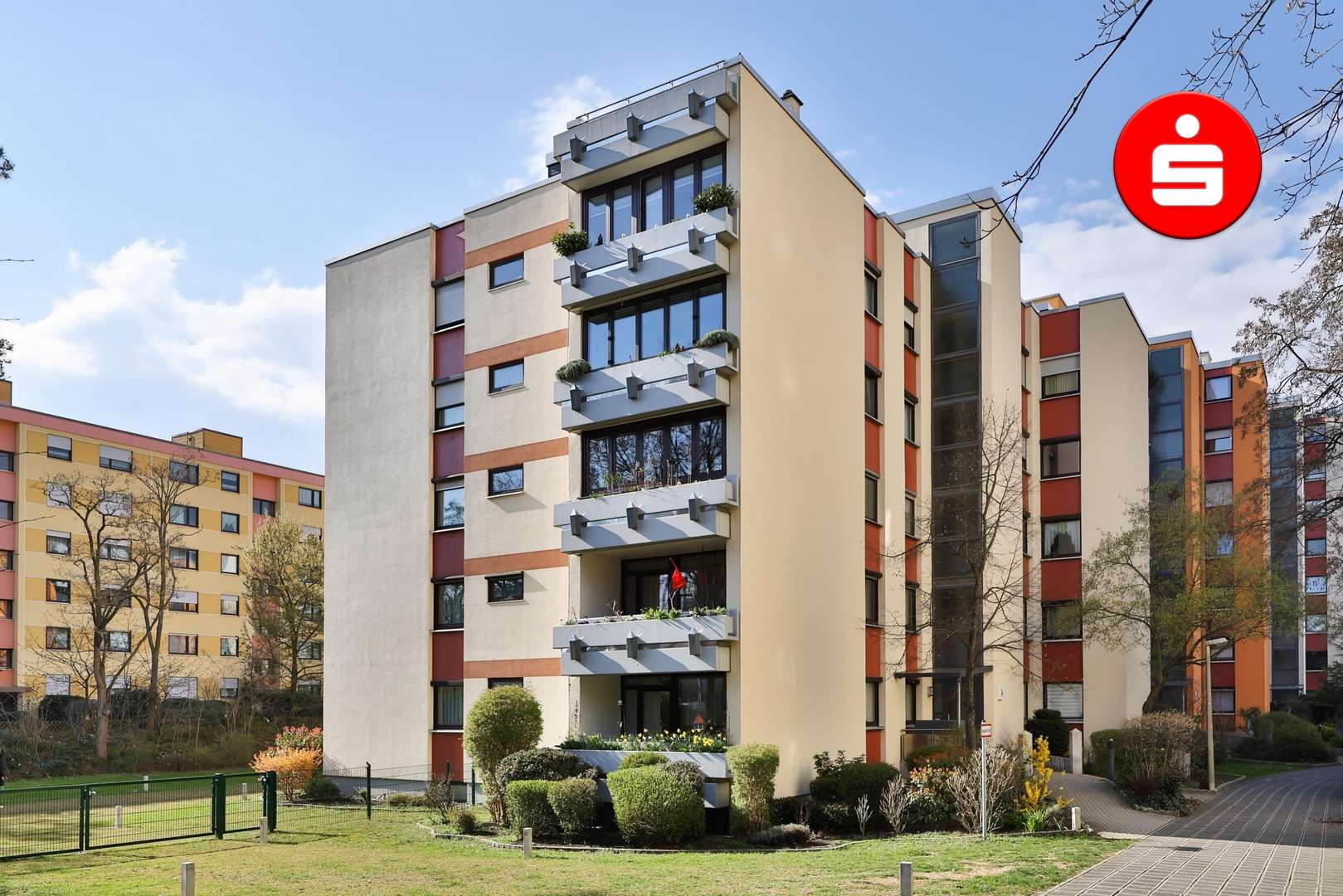 Titelbild - Etagenwohnung in 90431 Nürnberg mit 92m² kaufen