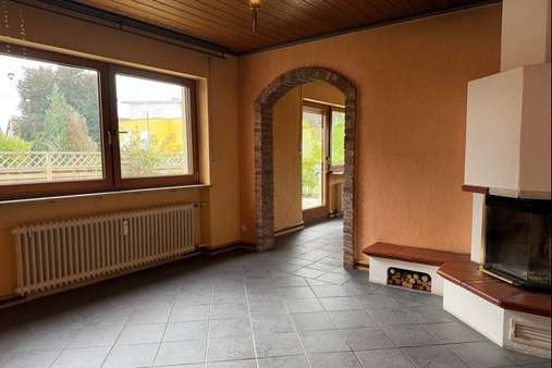 Kaminzimmer zum Wohnzimmer Kaminzimmer zum Wohnzimmer - Mehrfamilienhaus in 90475 Nürnberg mit 207m² kaufen