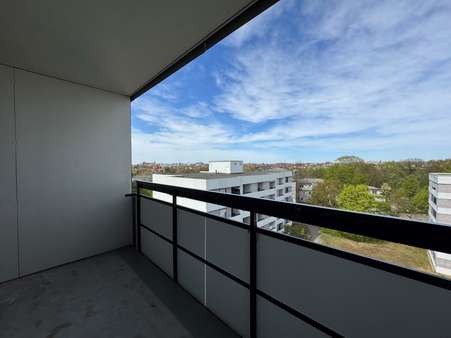 Loggia - Dachgeschosswohnung in 90402 Nürnberg mit 69m² kaufen