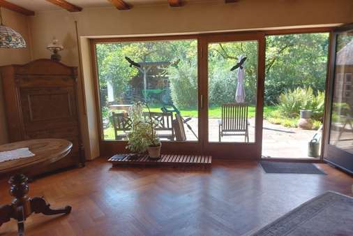 Esszimmer mit Blick zum Garten Esszimmer mit Blick zum Garten - Einfamilienhaus in 91230 Happurg mit 166m² kaufen