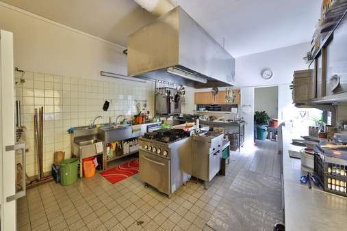 Küche EG Gaststätte - Mehrfamilienhaus in 90441 Nürnberg mit 306m² kaufen