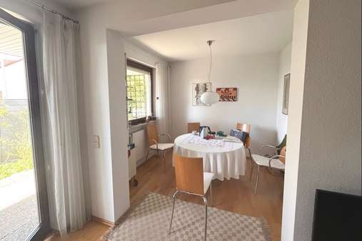 Essbereich - Doppelhaushälfte in 90518 Altdorf mit 145m² kaufen