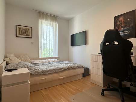 Kinderzimmer - Erdgeschosswohnung in 90409 Nürnberg mit 89m² mieten