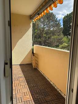 Balkon von Wohnzimmer - Etagenwohnung in 90491 Nürnberg mit 81m² kaufen