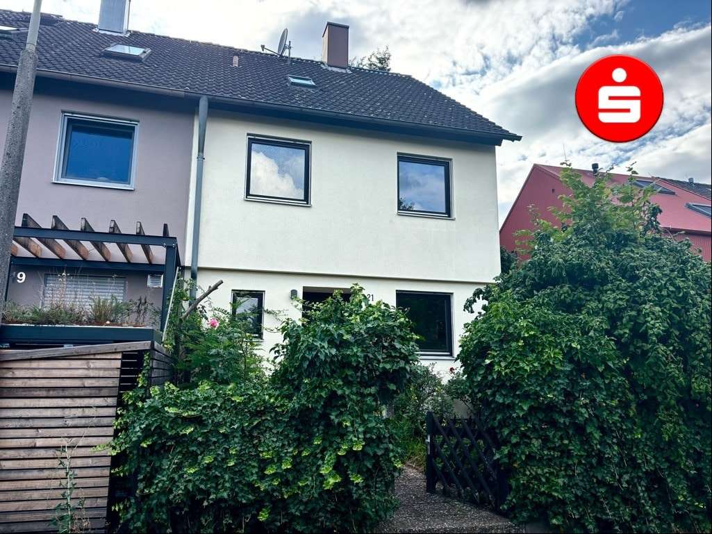 Titelbild - Reiheneckhaus in 90427 Nürnberg mit 143m² kaufen
