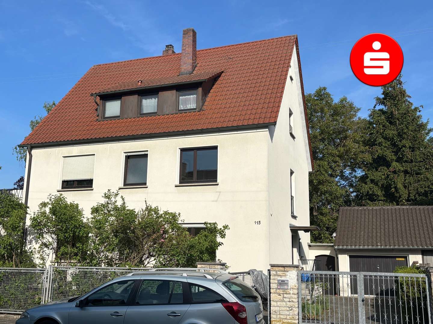 Titelbild Titelbild - Erdgeschosswohnung in 90451 Nürnberg mit 101m² mieten