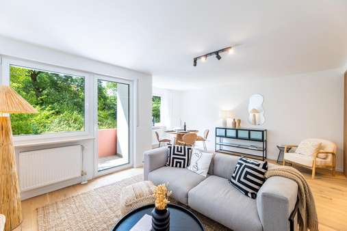 Wohnzimmer - Erdgeschosswohnung in 90482 Nürnberg mit 65m² kaufen