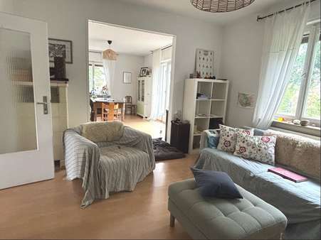 Wohnzimmer - Doppelhaushälfte in 90469 Nürnberg mit 130m² mieten