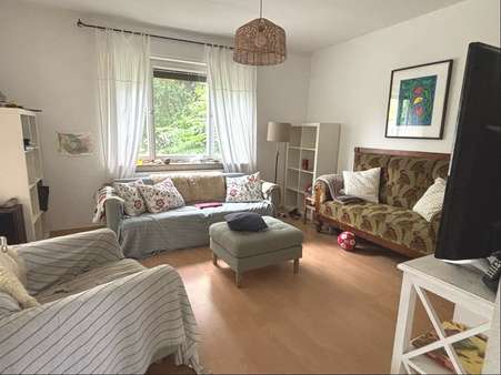 Wohnzimmer - Doppelhaushälfte in 90469 Nürnberg mit 130m² mieten