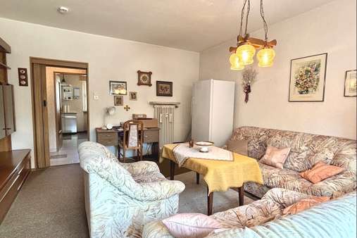 Wohnzimmer Wohnzimmer - Etagenwohnung in 91233 Neunkirchen mit 75m² kaufen
