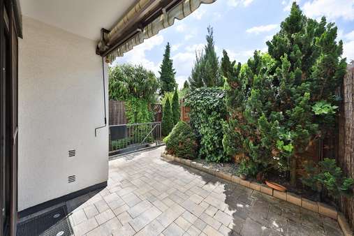 Terrasse Terrasse - Reihenmittelhaus in 90449 Nürnberg mit 110m² kaufen