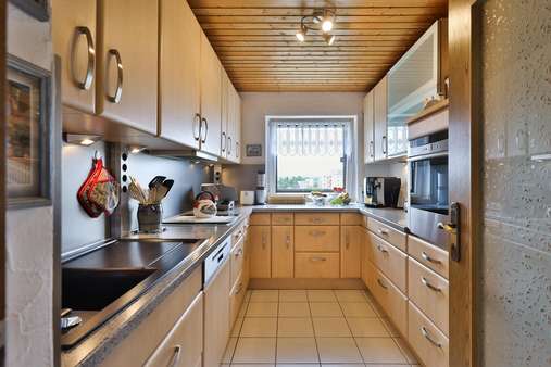 Küche mit Einbauküche Küche mit Einbauküche - Etagenwohnung in 90547 Stein mit 88m² kaufen