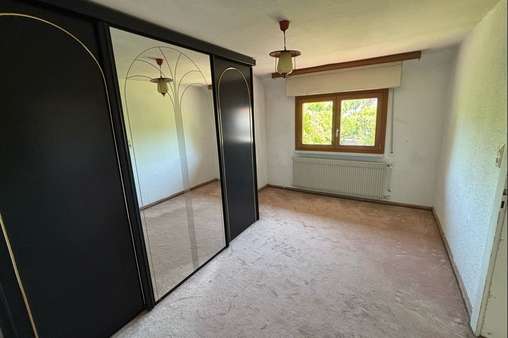 Ankleide - Arbeitszimmer - Reiheneckhaus in 91235 Velden mit 112m² kaufen